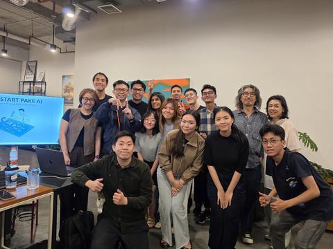 Dokumentasi kelas dan workshop AI fasilitator