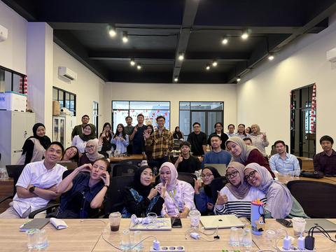 Dokumentasi kelas dan workshop AI fasilitator